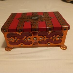 Vintage/Antique Fricke And Nacke West Germany Tin Box With Lid